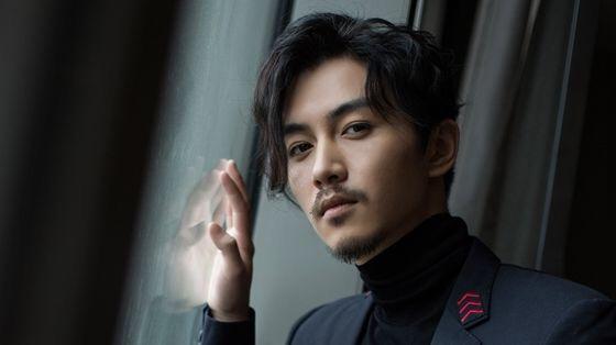 平头男演员，时代印记下的银幕传奇